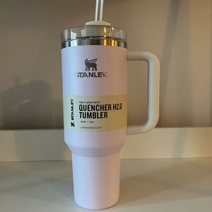 40oz STANLEY QUENCHER TUMBLER solid wisteria purple brand new